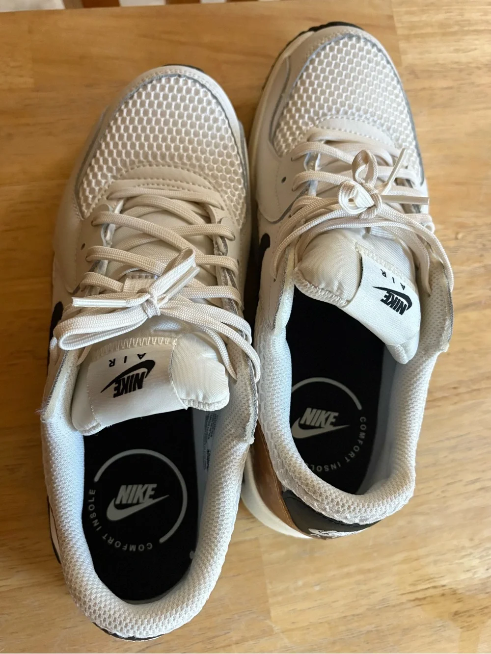 Nike Women's Air Max Excee Phantom Metallic Gold Sneakers Size 9